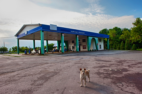 The gas station in Zalishchyky where the Ukraine's state security service apprehended a regional legislator attempting to sell a container of plutonium-239.