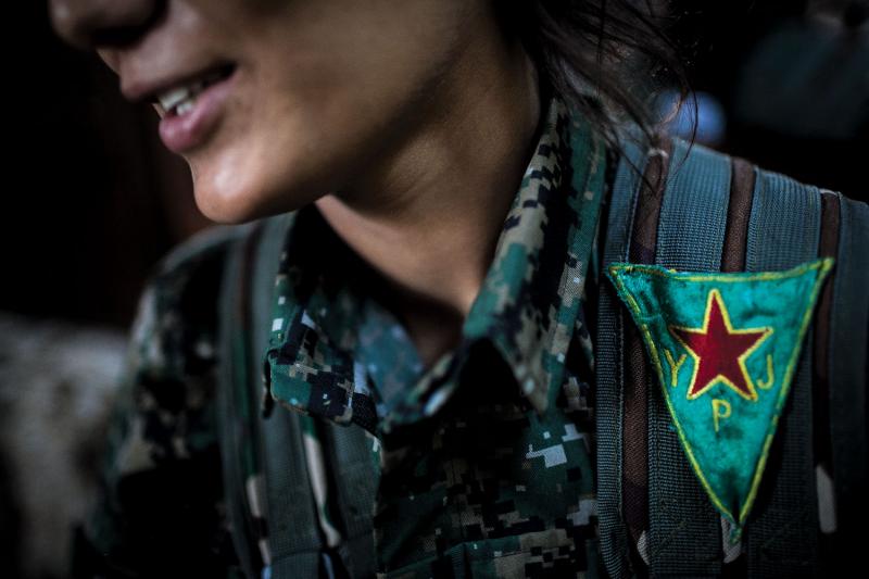 A member of Kurdish Syria’s YPJ unit, an all-female branch of the region’s military forces. (Erin Trieb)