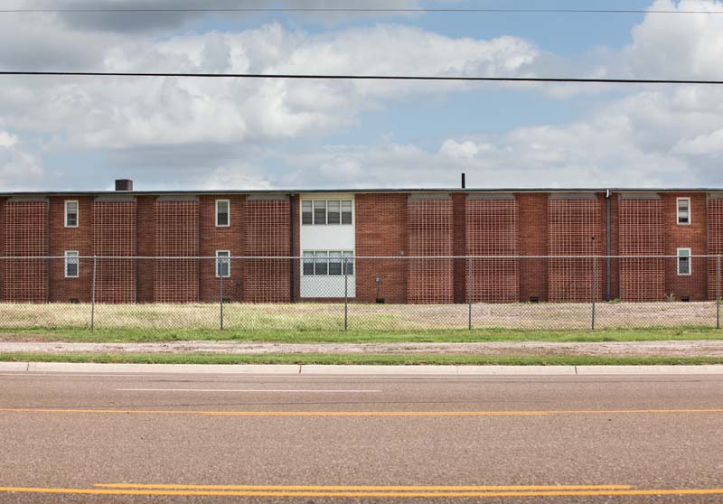 ￼A housing unit of the Valley Baptist Mission Education Center (Harlingen), where unaccompanied minors await their fate.